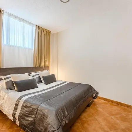 Apartment Cosy In Cristianos 5min To The Ocean