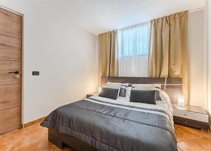 Cosy In Cristianos 5min To The Ocean Apartman